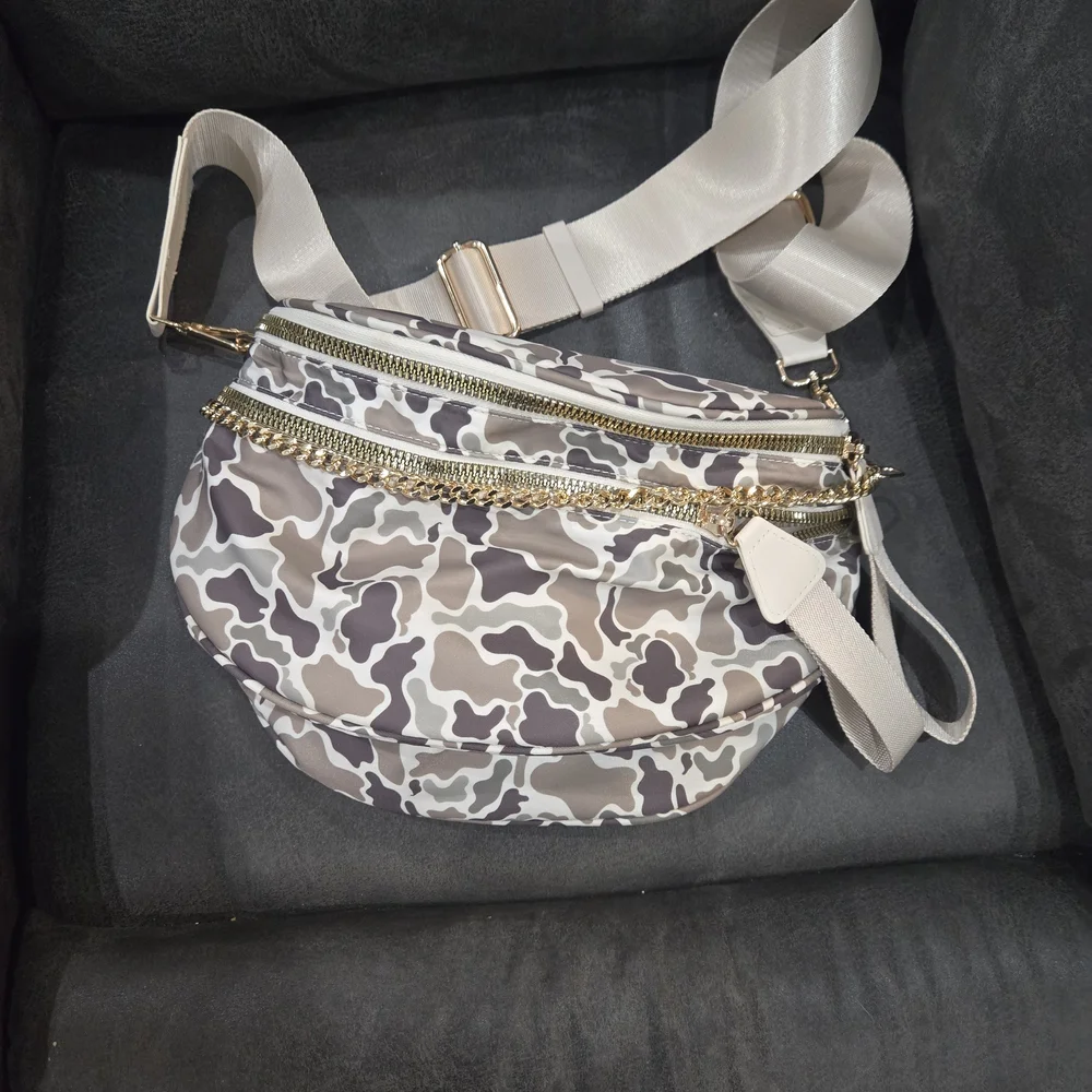 Neutral Camo Chain-Handle Shoulder Bag - Beige - Picture 3 of 3